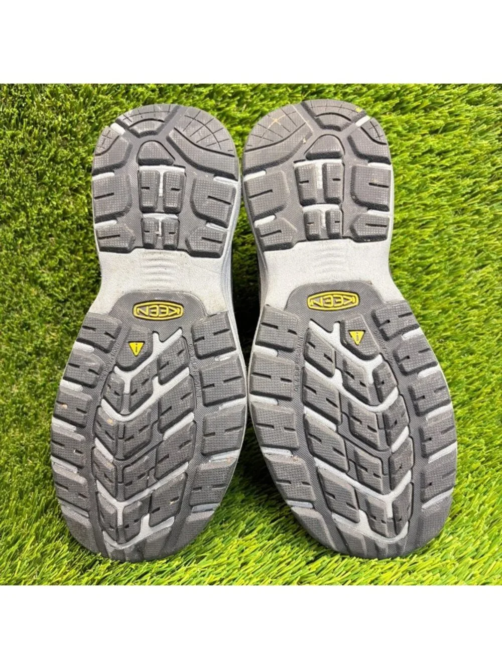 Keen Utility Sparta II Womens Size 7.5 Black Gray Steel Toe Safety Work Shoes